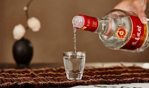 买白酒时，只要瓶身上有这串字符，不管多便宜，都是纯粮食酒